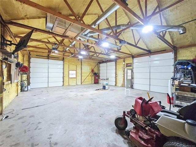 Tahlequah, Oklahoma, 74464, United States, 2 Bedrooms Bedrooms, ,2 BathroomsBathrooms,Residential,For Sale,1977801