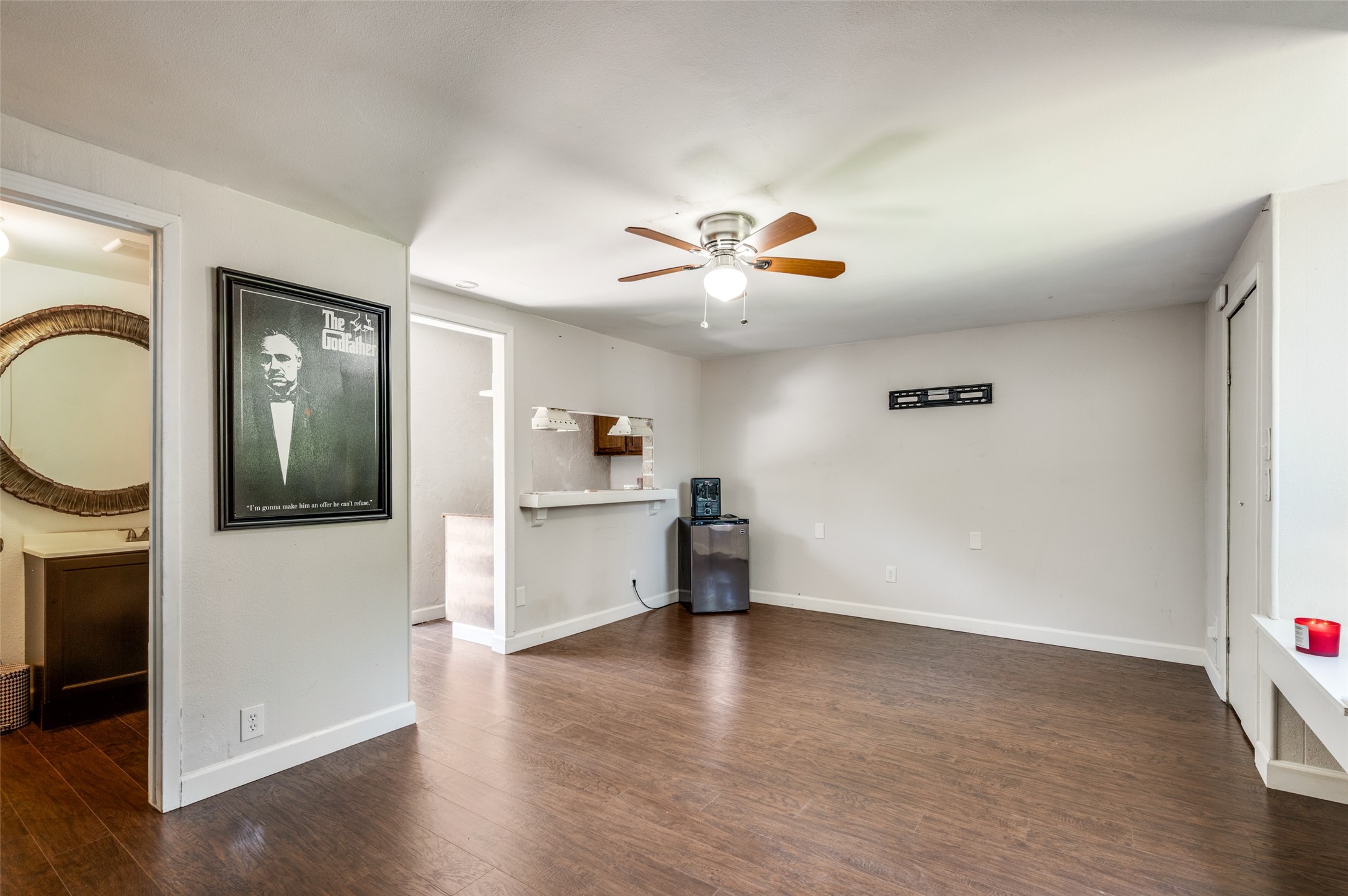 Arlington, Texas, 76017, United States, 3 Bedrooms Bedrooms, ,4 BathroomsBathrooms,Residential,For Sale,1934501