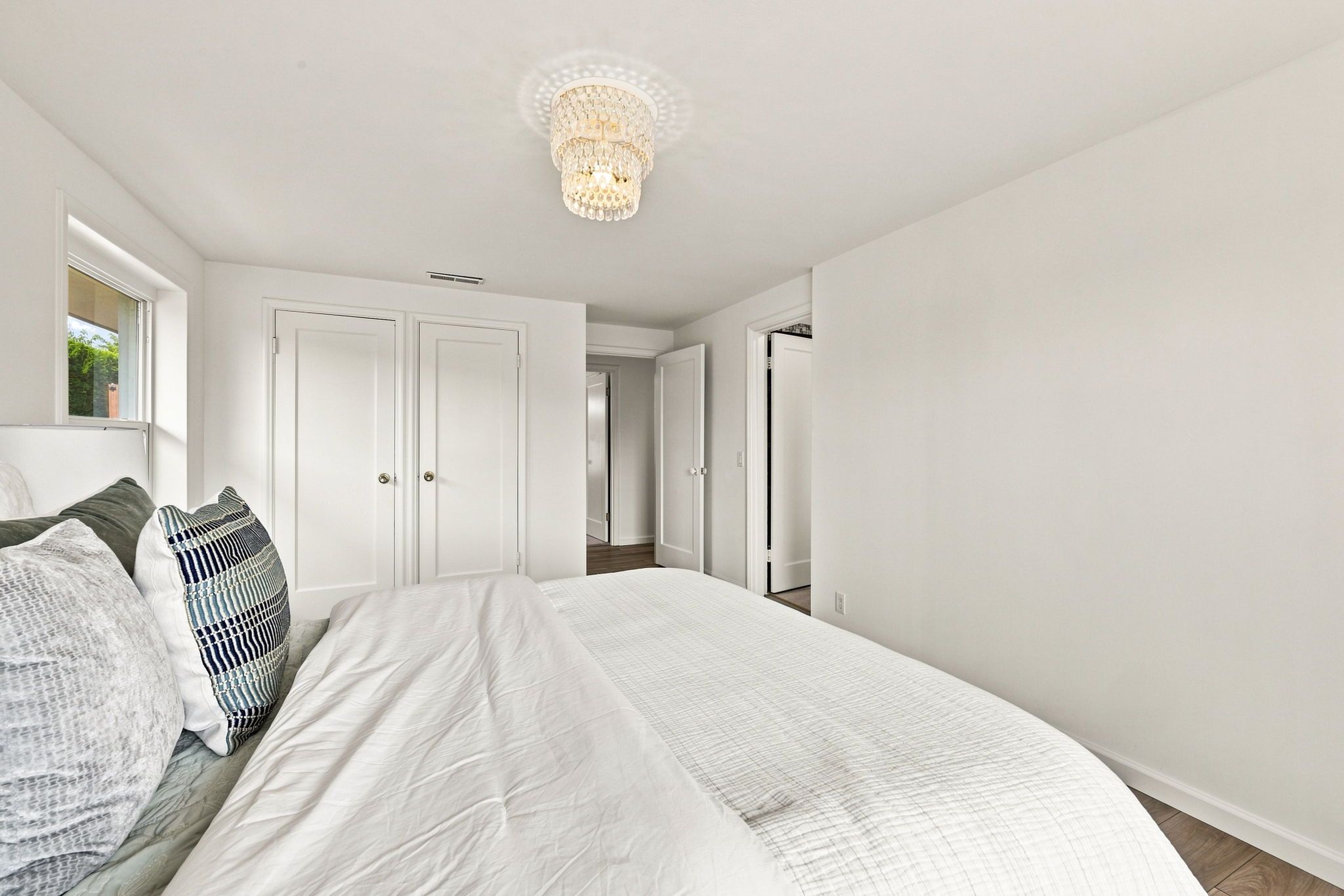  9810 Vineyard Crest, Bellevue, WA 98004 - 物件實景