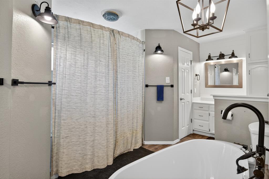 Trophy Club, Texas, 76262, United States, 4 Bedrooms Bedrooms, ,3 BathroomsBathrooms,Residential,For Sale,1992869