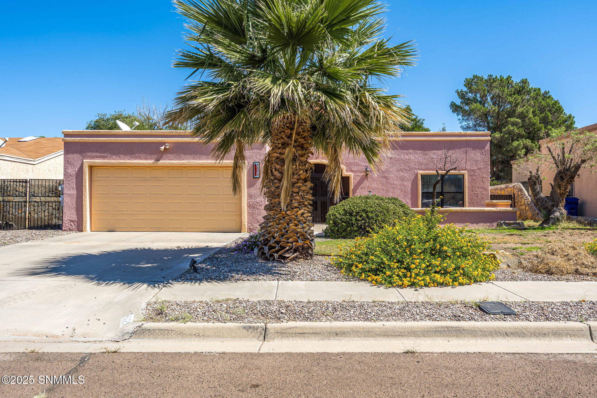 Moon Shadow Pl, Las Cruces, NM 88011 #1