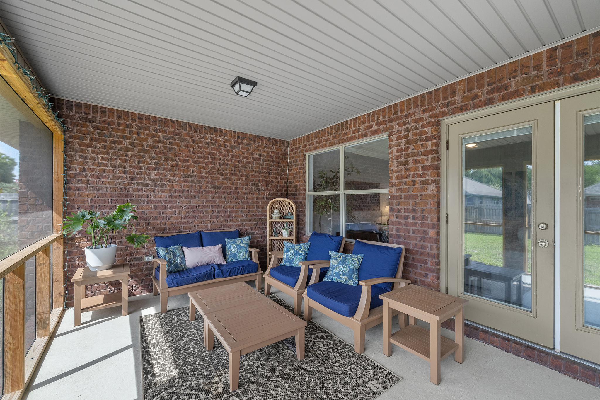  Spacious Craftsman in Summerset Estates - 物件實景