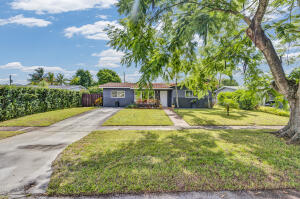 Hollywood, Florida, 33021, United States, 3 Bedrooms Bedrooms, ,2 BathroomsBathrooms,Residential,For Sale,1909708