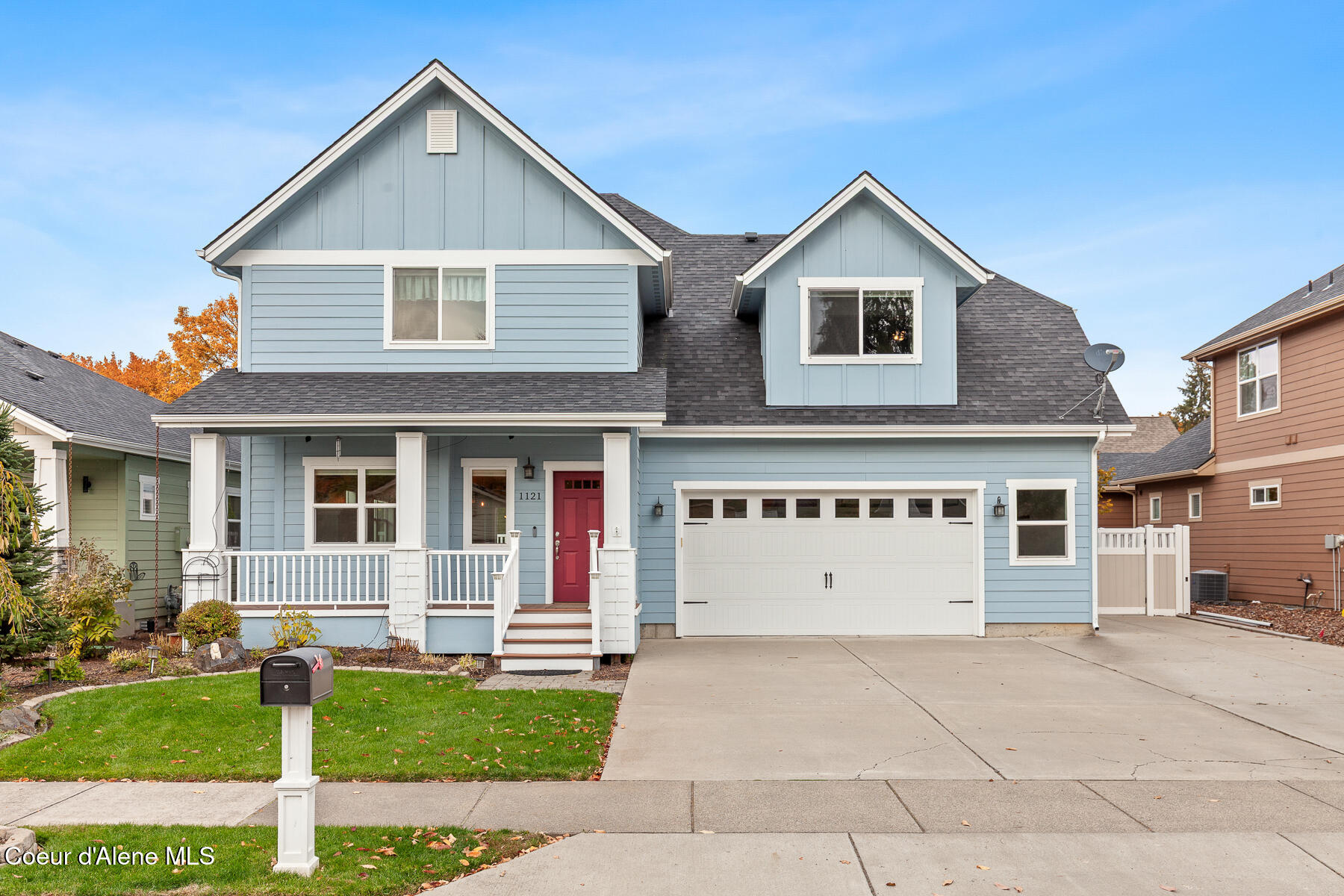 Coeur d'Alene, Idaho, 83814, United States, 3 Bedrooms Bedrooms, ,4 BathroomsBathrooms,Residential,For Sale,1976141