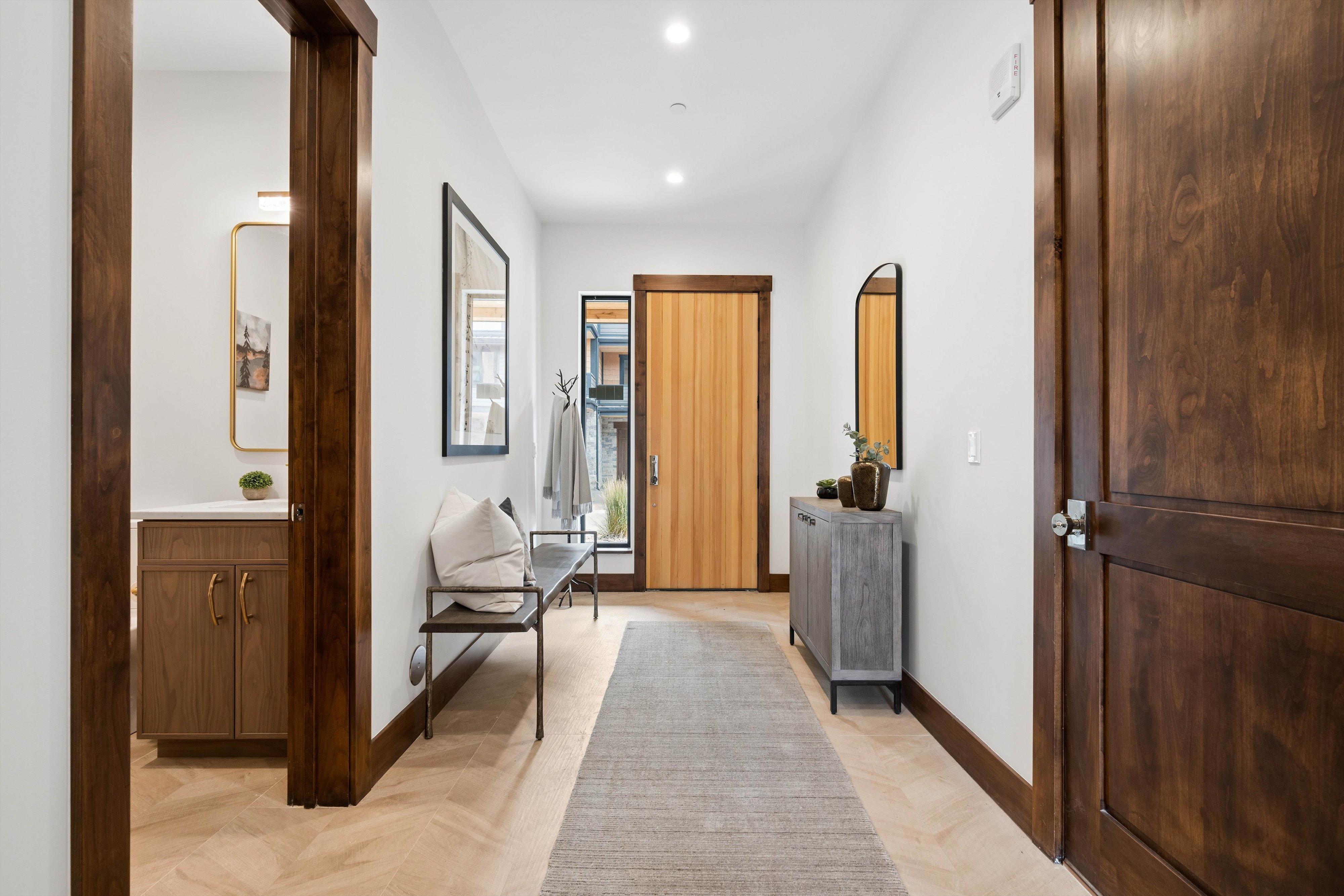  Contemporary architecture meets effortless mountain living at The Kestrel - 物件實景