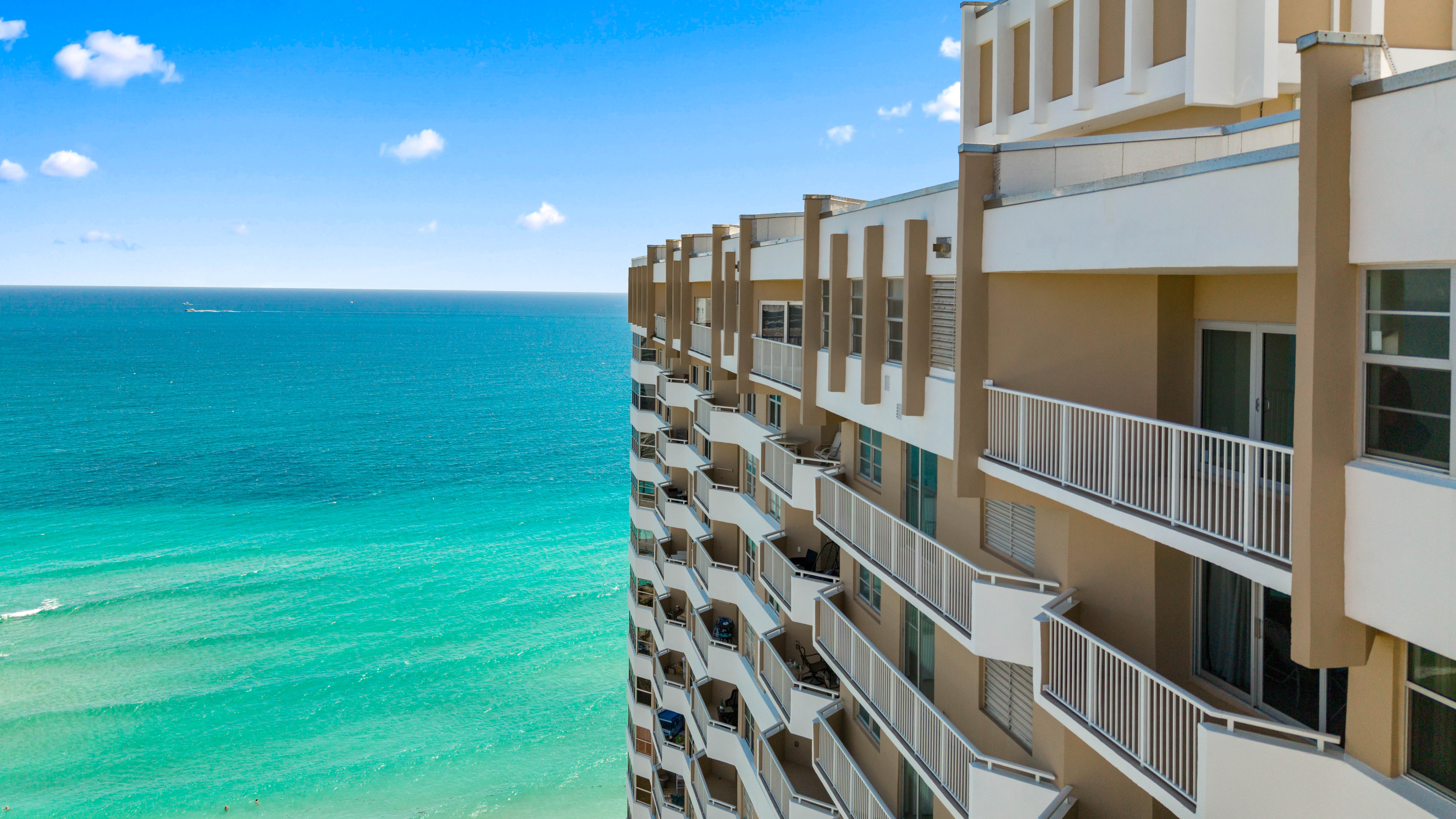  1950 S Ocean Dr, Hallandale Beach, FL 33009 - 物件實景