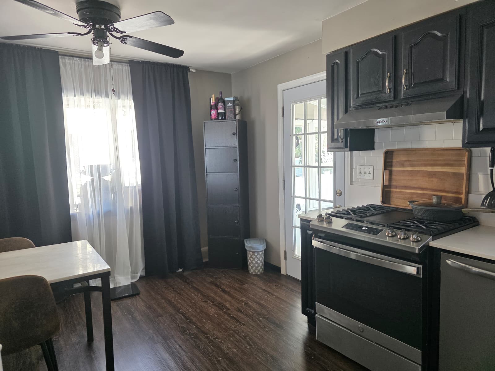 Little Ferry, New Jersey, 07643, United States, 4 Bedrooms Bedrooms, ,2 BathroomsBathrooms,Residential,For Sale,1978073