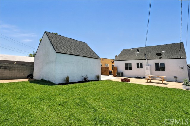 Los Angeles, California, 90047, United States, 2 Bedrooms Bedrooms, ,2 BathroomsBathrooms,Residential,For Sale,1935567