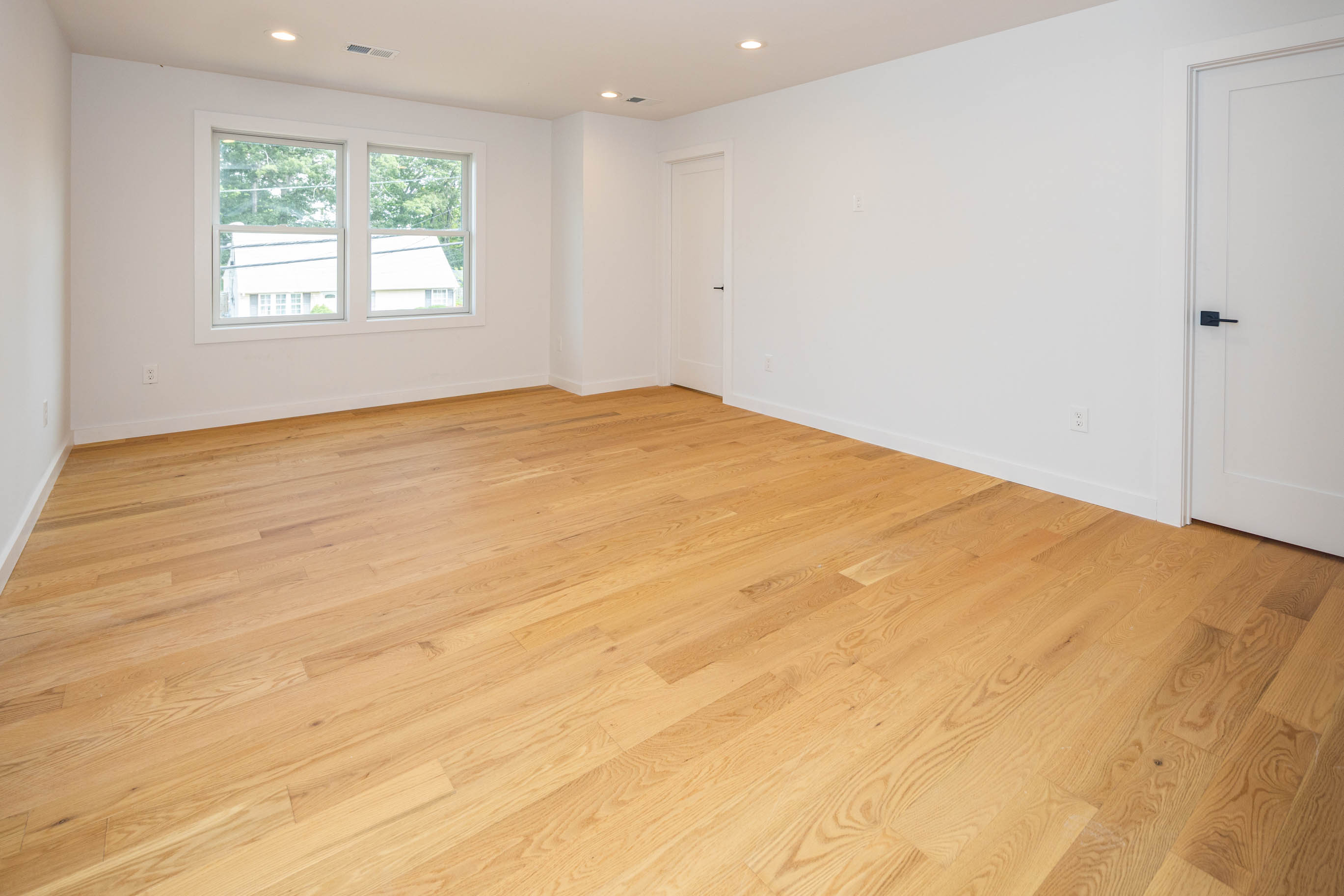 Edison, New Jersey, 08817, United States, 5 Bedrooms Bedrooms, ,4 BathroomsBathrooms,Residential,For Sale,1943601