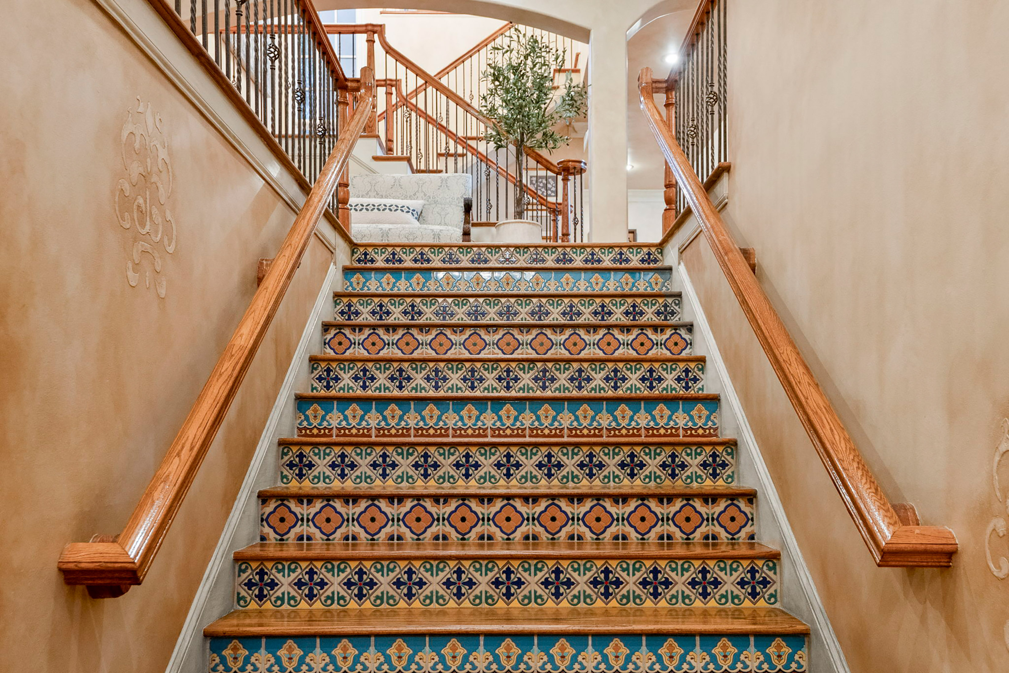  Remarkable Spanish-style Estate on 3.8+/- Private Acres - 物件實景