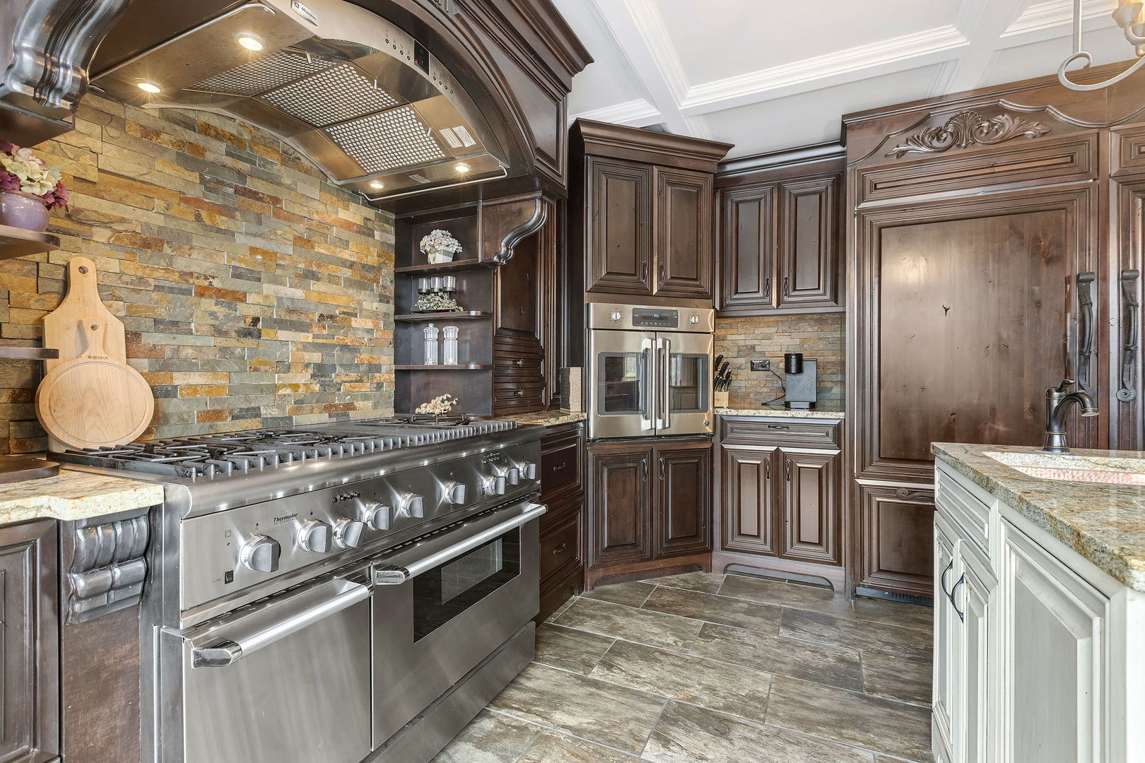 St. Charles, Illinois, 60175, United States, 6 Bedrooms Bedrooms, ,8 BathroomsBathrooms,Residential,For Sale,1940364