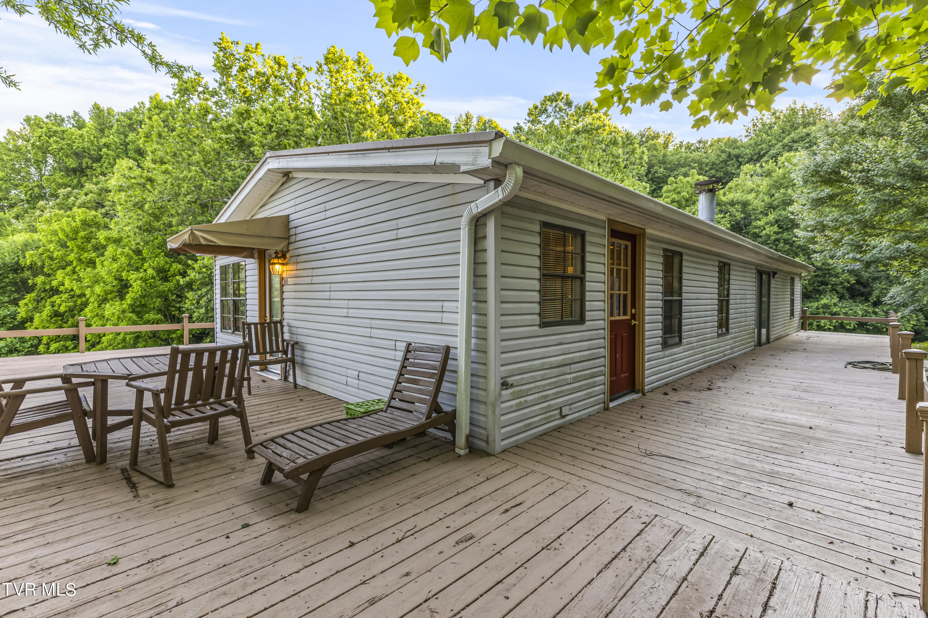 Jonesborough, Tennessee, 37659, United States, 3 Bedrooms Bedrooms, ,3 BathroomsBathrooms,Residential,For Sale,1888653