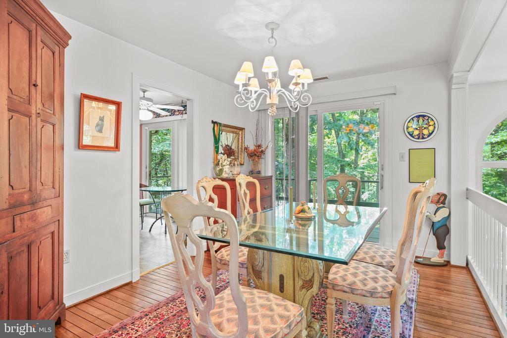 Fredericksburg, Virginia, 22401, United States, 4 Bedrooms Bedrooms, ,4 BathroomsBathrooms,Residential,For Sale,1917232