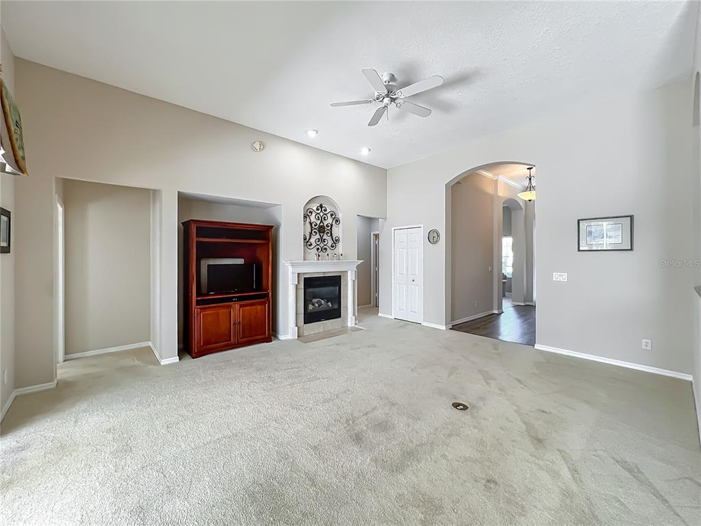 Orlando, Florida, 32828, United States, 4 Bedrooms Bedrooms, ,3 BathroomsBathrooms,Residential,For Sale,1873988