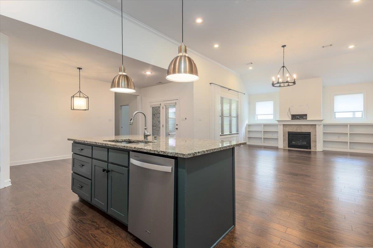 Collierville, Tennessee, 38017, United States, 4 Bedrooms Bedrooms, ,3 BathroomsBathrooms,Residential,For Sale,1907288