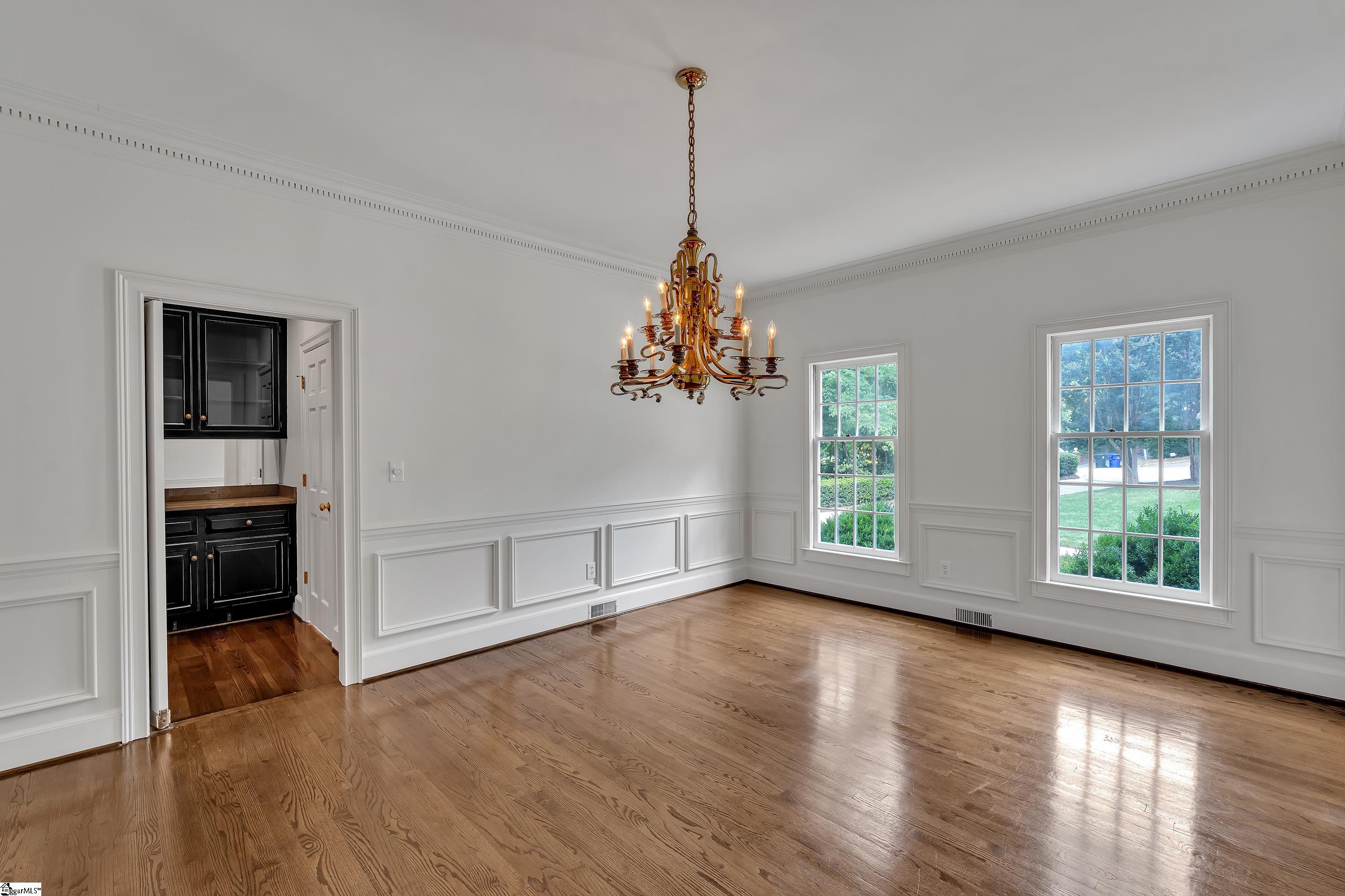 Greenville, South Carolina, 29607, United States, 6 Bedrooms Bedrooms, ,5 BathroomsBathrooms,Residential,For Sale,1901352