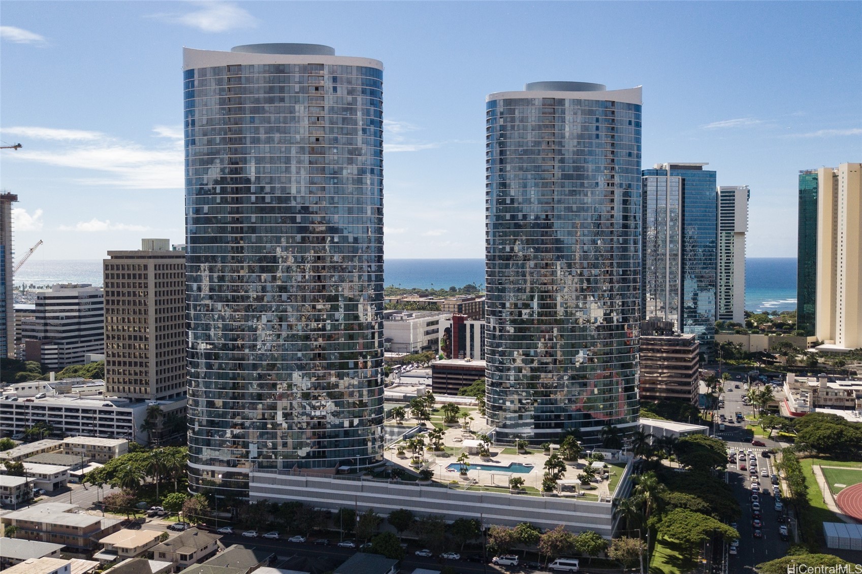 Honolulu, Hawaii, 96814, United States, 3 Bedrooms Bedrooms, ,2 BathroomsBathrooms,Residential,For Sale,1785999