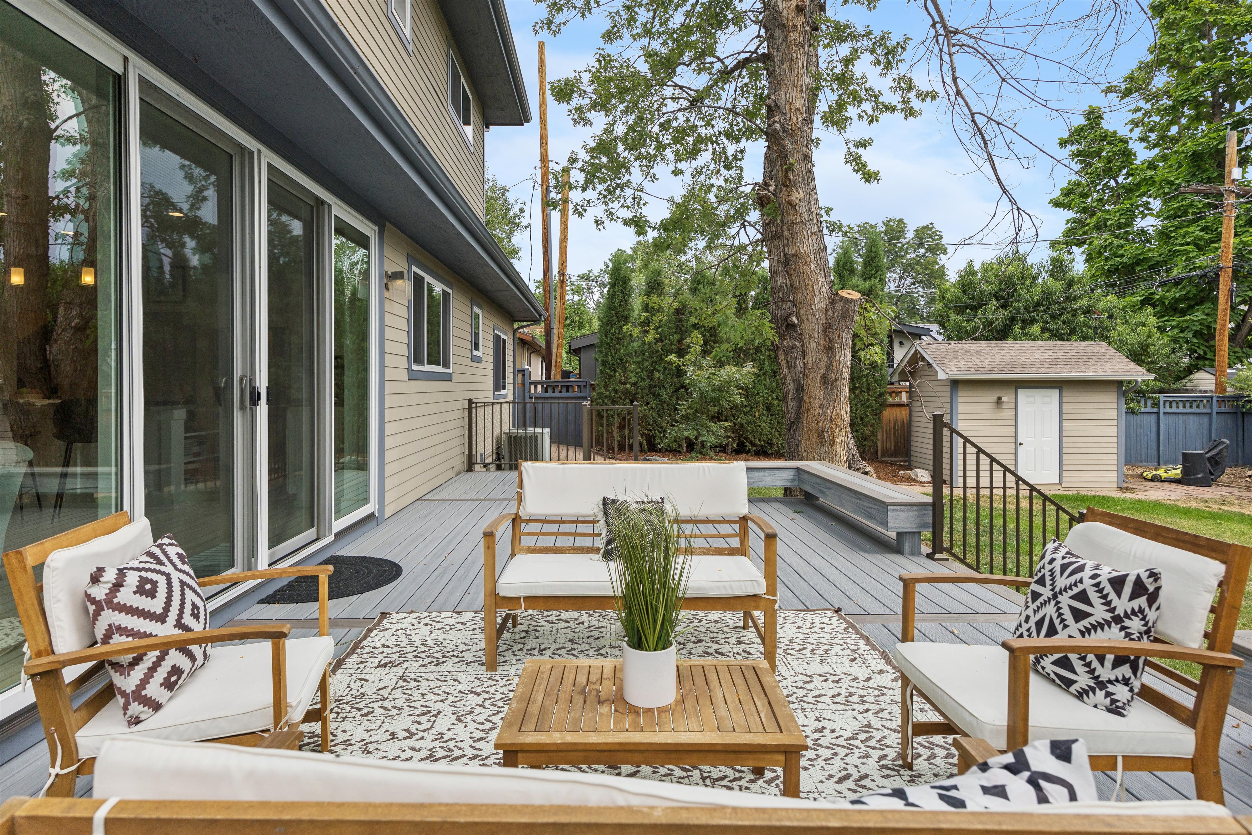  Lovely Home Set in One of Boulder