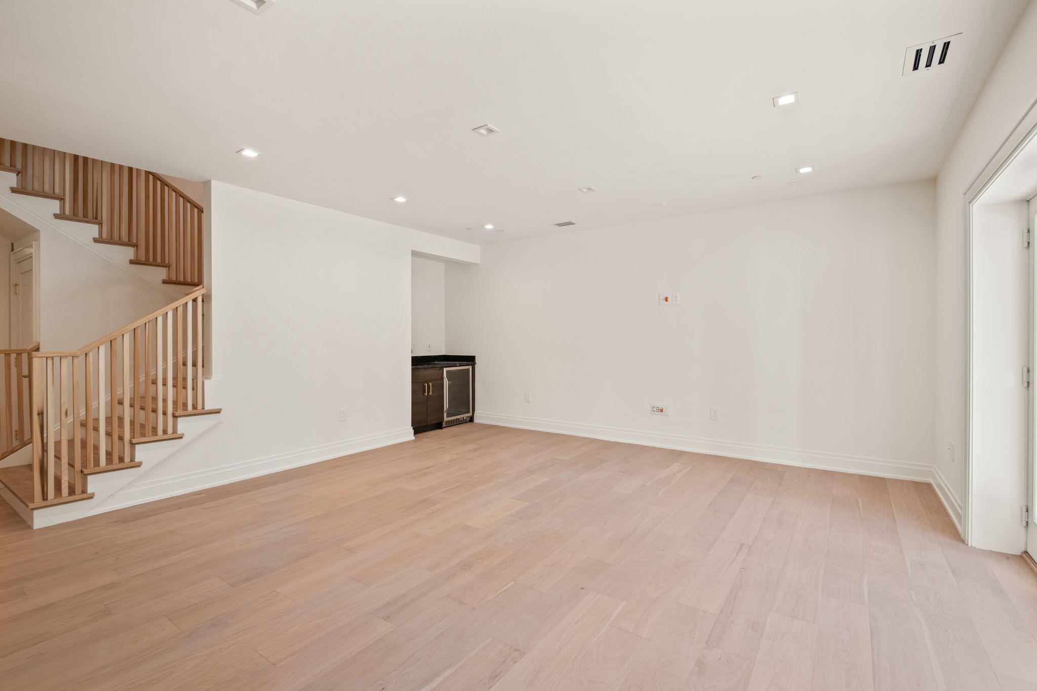  5022 Cathedral Avenue NW, Washington, DC, 20016 - 物件實景
