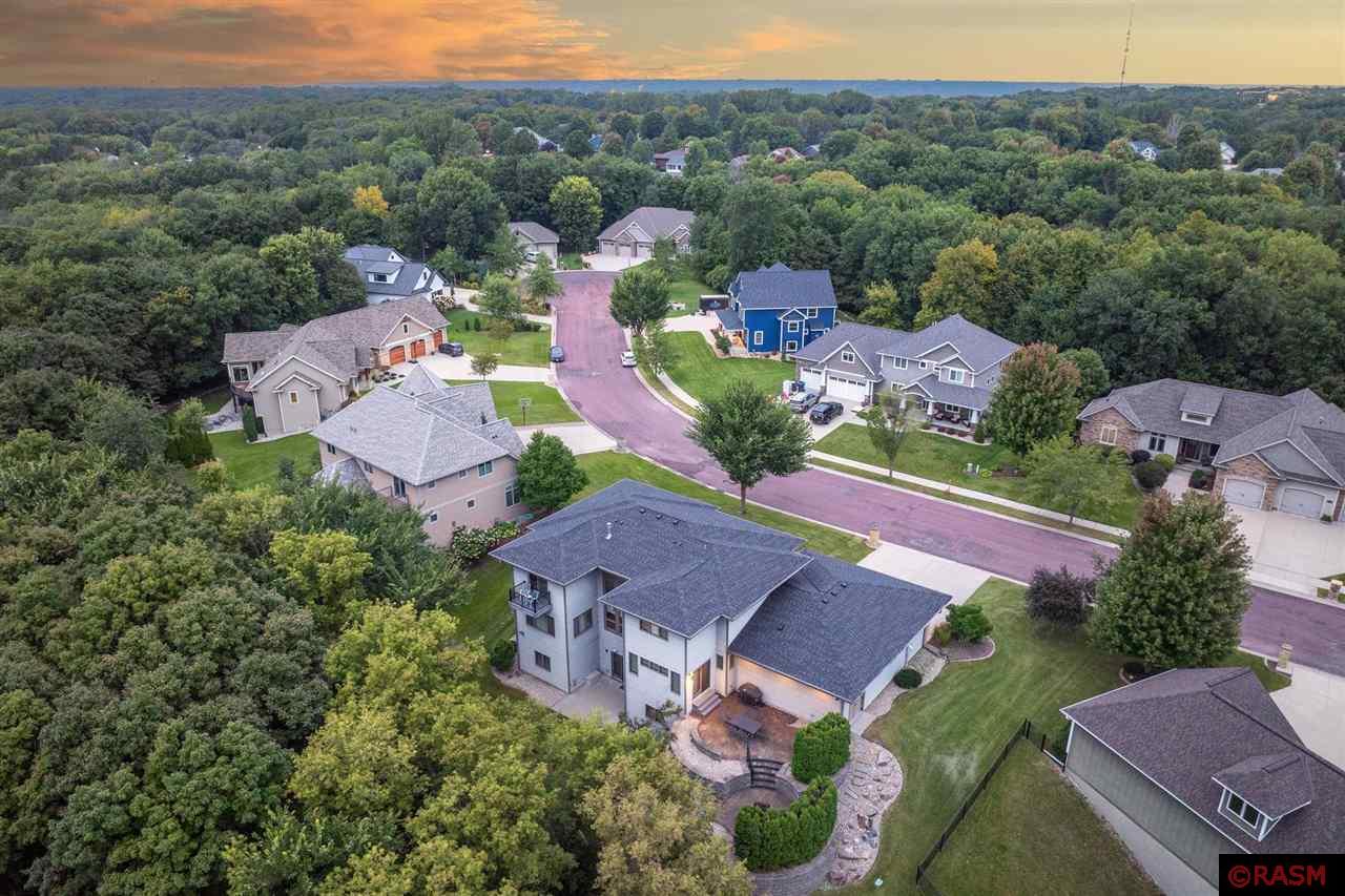 Mankato, Minnesota, 56001, United States, 5 Bedrooms Bedrooms, ,3 BathroomsBathrooms,Residential,For Sale,1976470