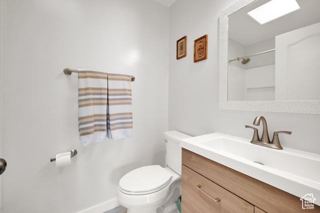 West Jordan, Utah, 84081, United States, 5 Bedrooms Bedrooms, ,3 BathroomsBathrooms,Residential,For Sale,1921078
