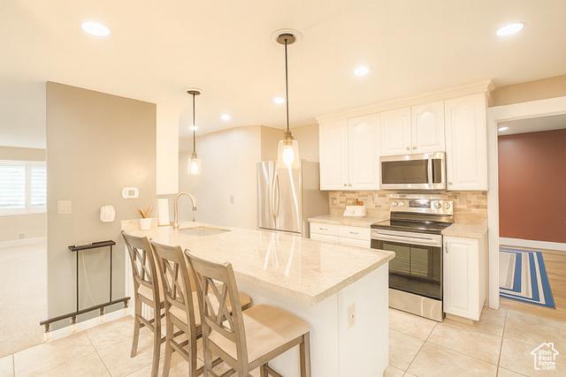 Murray, Utah, 84107, United States, 2 Bedrooms Bedrooms, ,2 BathroomsBathrooms,Residential,For Sale,1976444