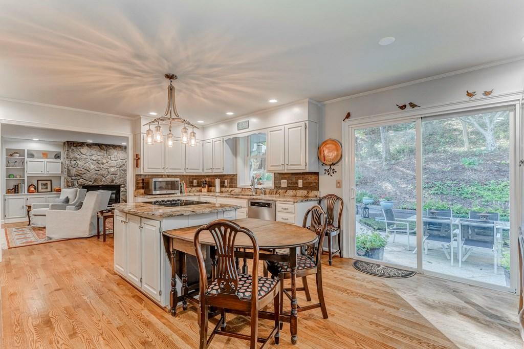 DALTON, Georgia, 30720, United States, 4 Bedrooms Bedrooms, ,4 BathroomsBathrooms,Residential,For Sale,1989438