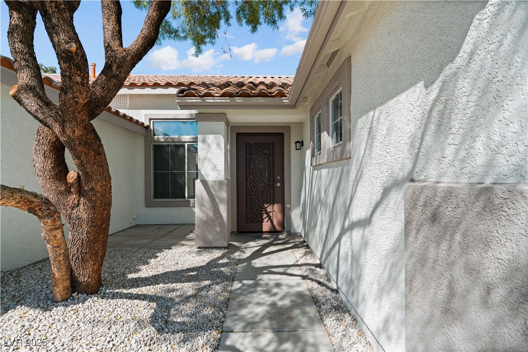 North Las Vegas, Nevada, 89031, United States, 4 Bedrooms Bedrooms, ,2 BathroomsBathrooms,Residential,For Sale,1947196