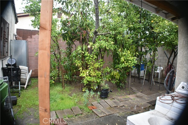 Los Angeles, California, 90063, United States, 5 Bedrooms Bedrooms, ,Residential,For Sale,2012354