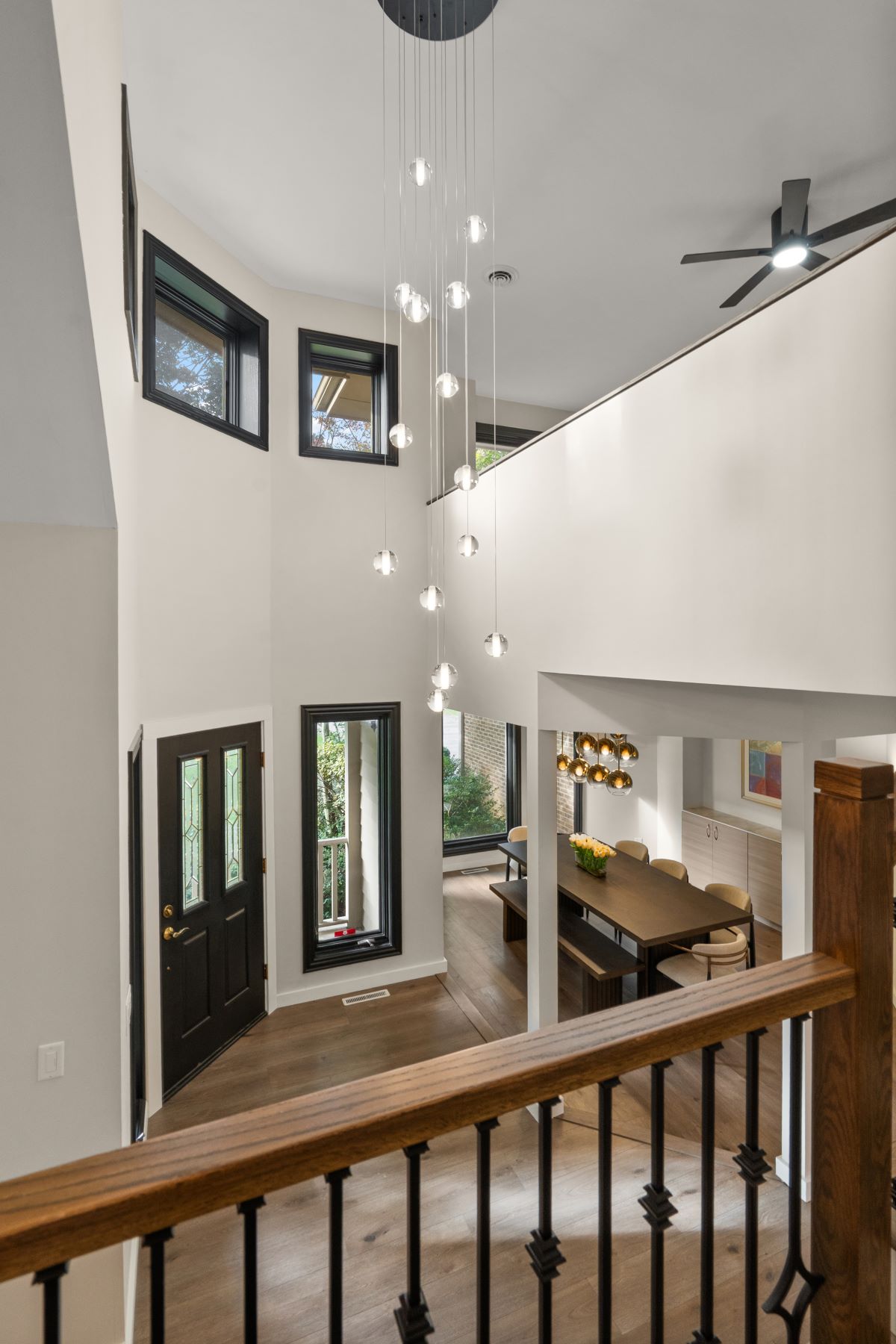  Fully Updated 5 Bedroom Home on Private, Wooded Lot in Gated Community - 物件實景