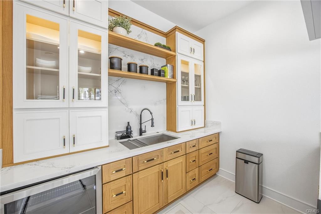 Redlands, California, 92373, United States, 5 Bedrooms Bedrooms, ,5 BathroomsBathrooms,Residential,For Sale,2012094