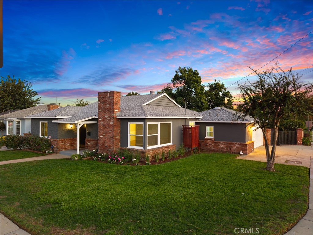 Temple City, California, 91780, United States, 2 Bedrooms Bedrooms, ,1 BathroomBathrooms,Residential,For Sale,1986228