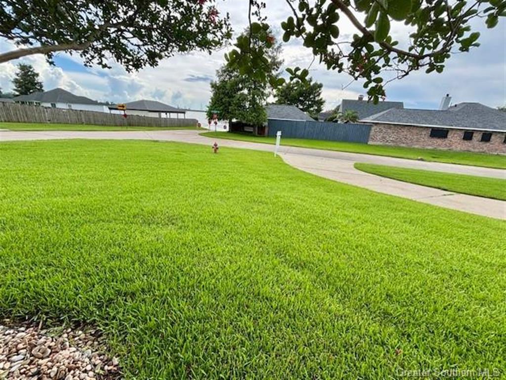 Lake Charles, Louisiana, 70605, United States, 5 Bedrooms Bedrooms, ,3 BathroomsBathrooms,Residential,For Sale,1975984