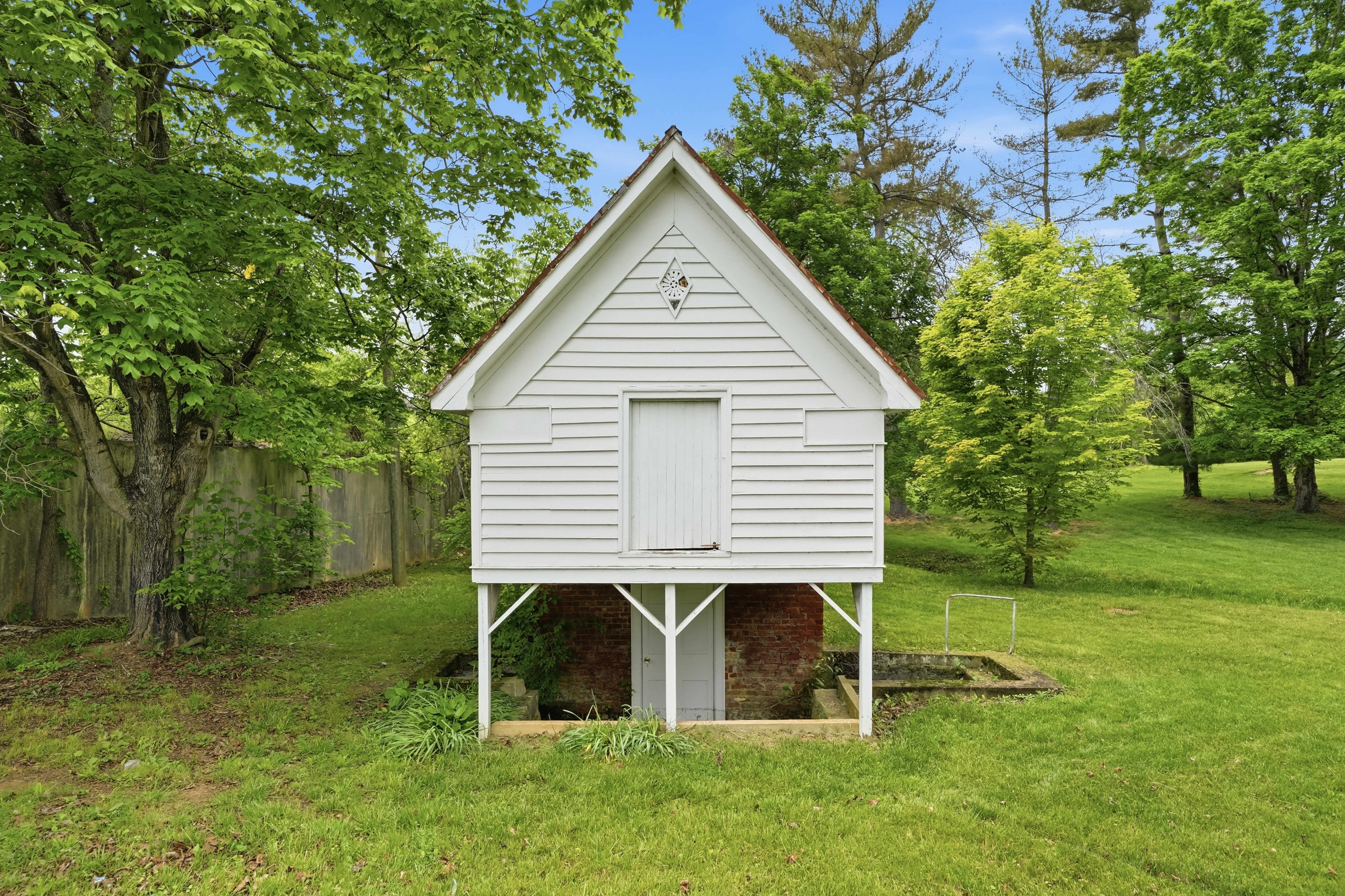  240 Maplehurst Lane, Bluff City, TN 37618 - 物件實景