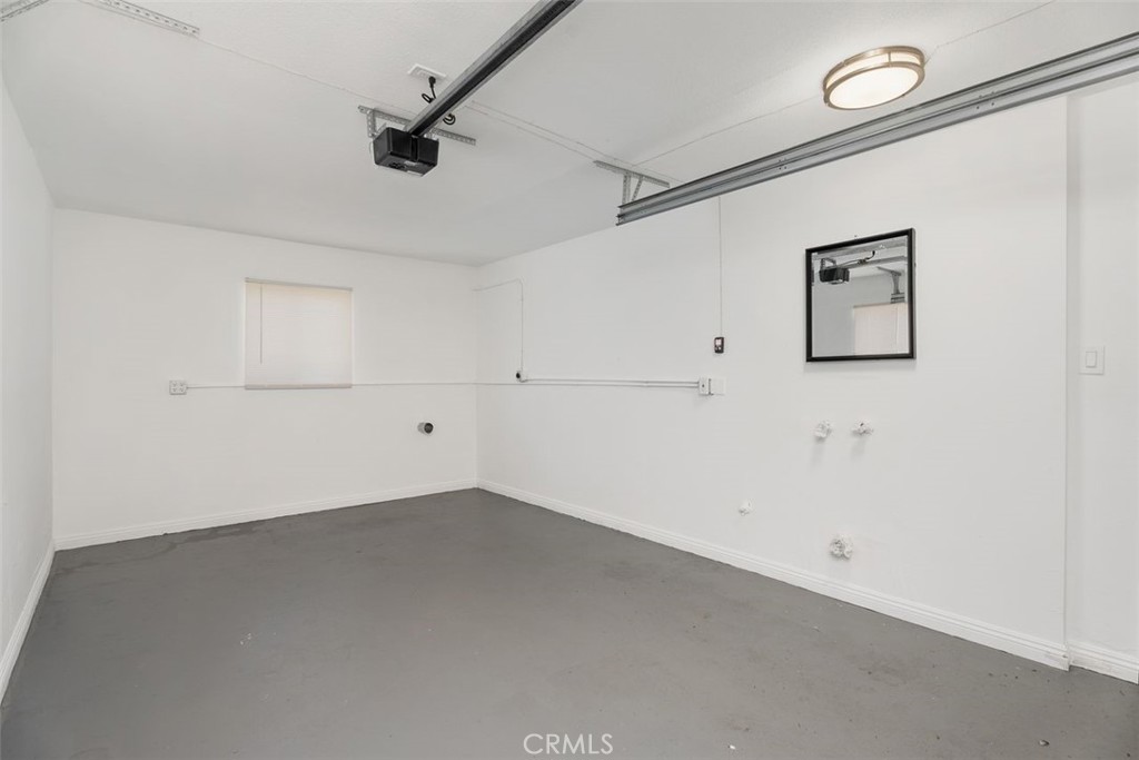 Santa Ana, California, 92701, United States, ,Residential,For Sale,1849845