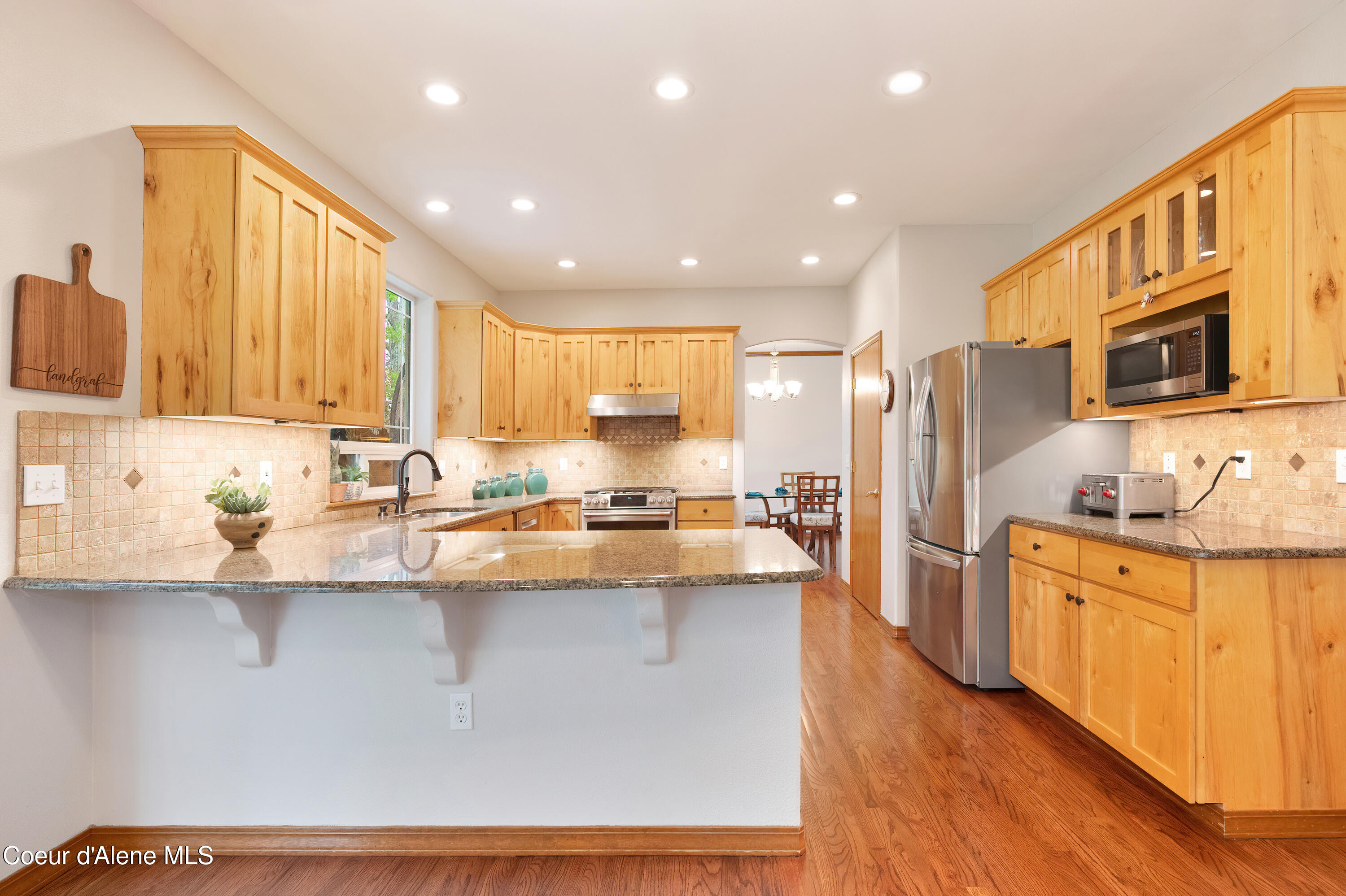 Hayden, Idaho, 83835, United States, 5 Bedrooms Bedrooms, ,2 BathroomsBathrooms,Residential,For Sale,1794747