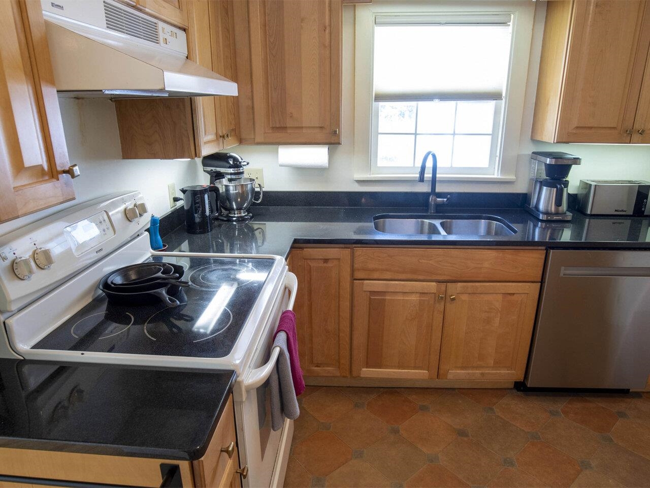 Montpelier, Vermont, 05602, United States, 4 Bedrooms Bedrooms, ,1 BathroomBathrooms,Residential,For Sale,1926539