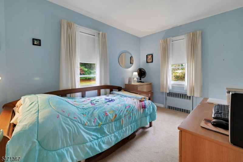 Boonton Twp., New Jersey, 07005, United States, 4 Bedrooms Bedrooms, ,1 BathroomBathrooms,Residential,For Sale,1989252