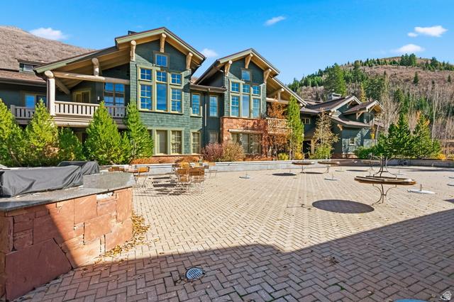 Park City, Utah, 84060, United States, 3 Bedrooms Bedrooms, ,4 BathroomsBathrooms,Residential,For Sale,1984614