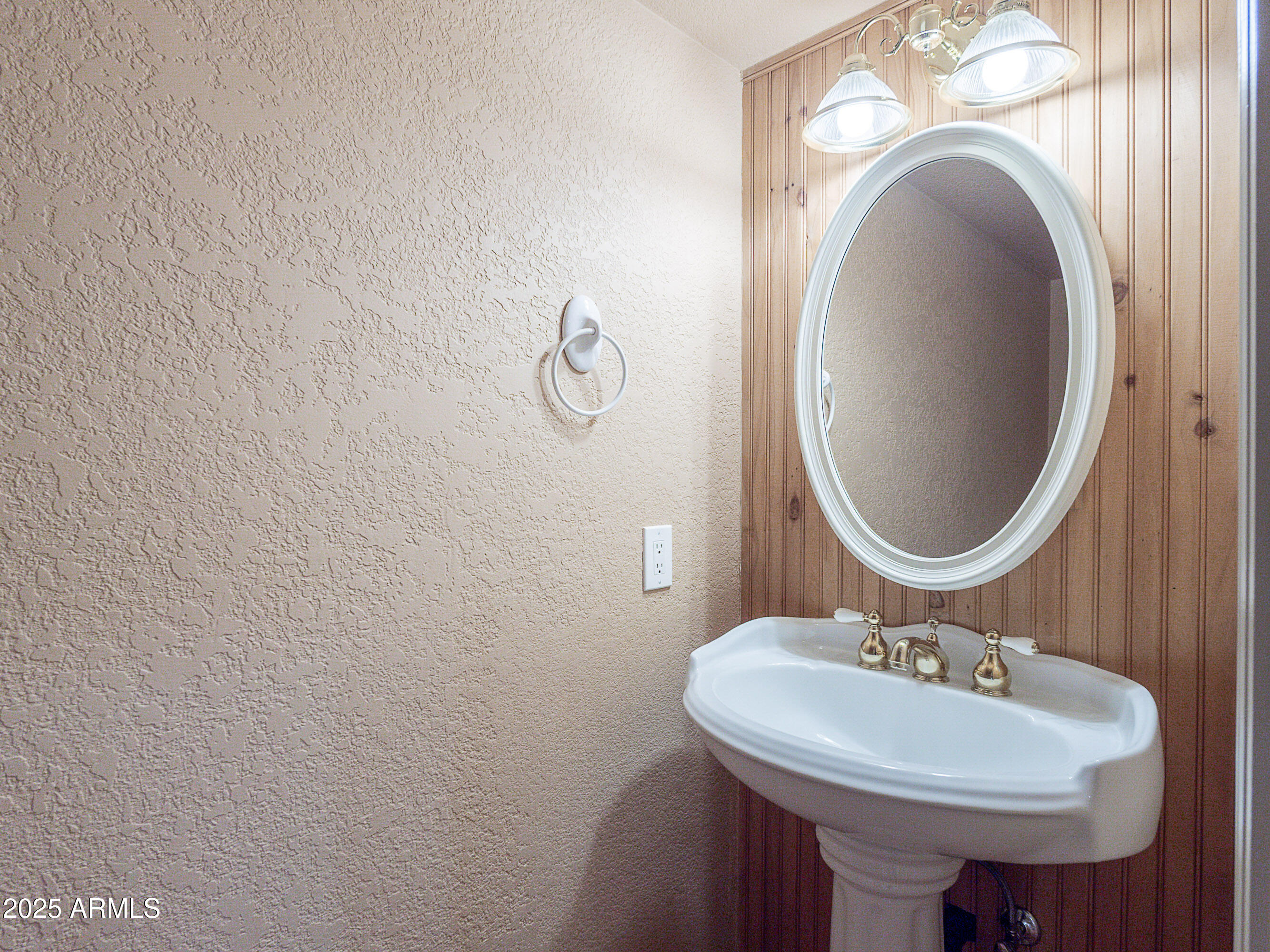 Sedona, Arizona, 86336, United States, 1 Bedroom Bedrooms, ,Residential,For Sale,1920044