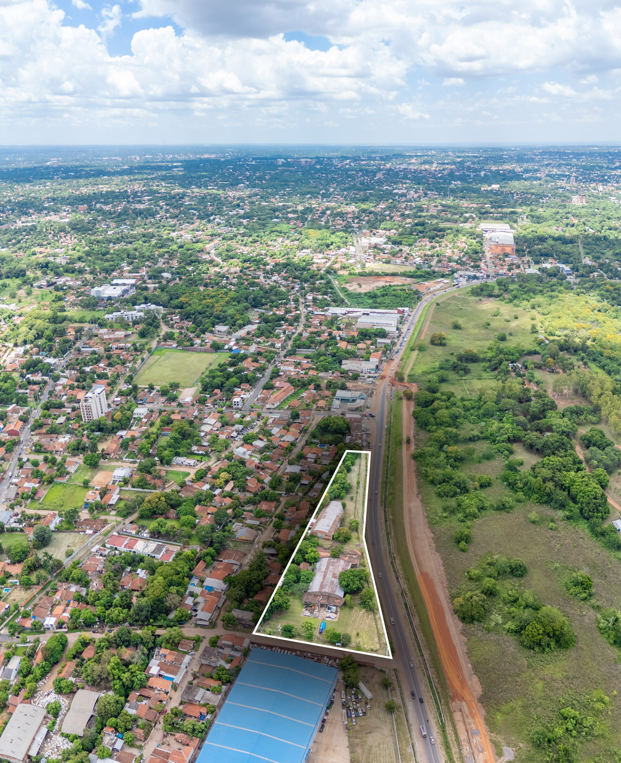 Development Land on General Aquino Avenue, Luque - 物件實景