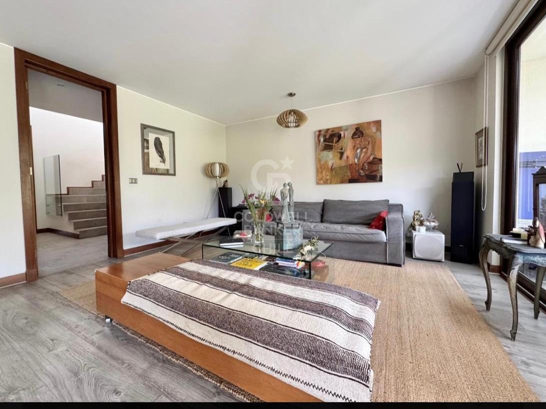 Lo Barnechea, Chile, 4 Bedrooms Bedrooms, ,4 BathroomsBathrooms,Residential,For Sale,1948613