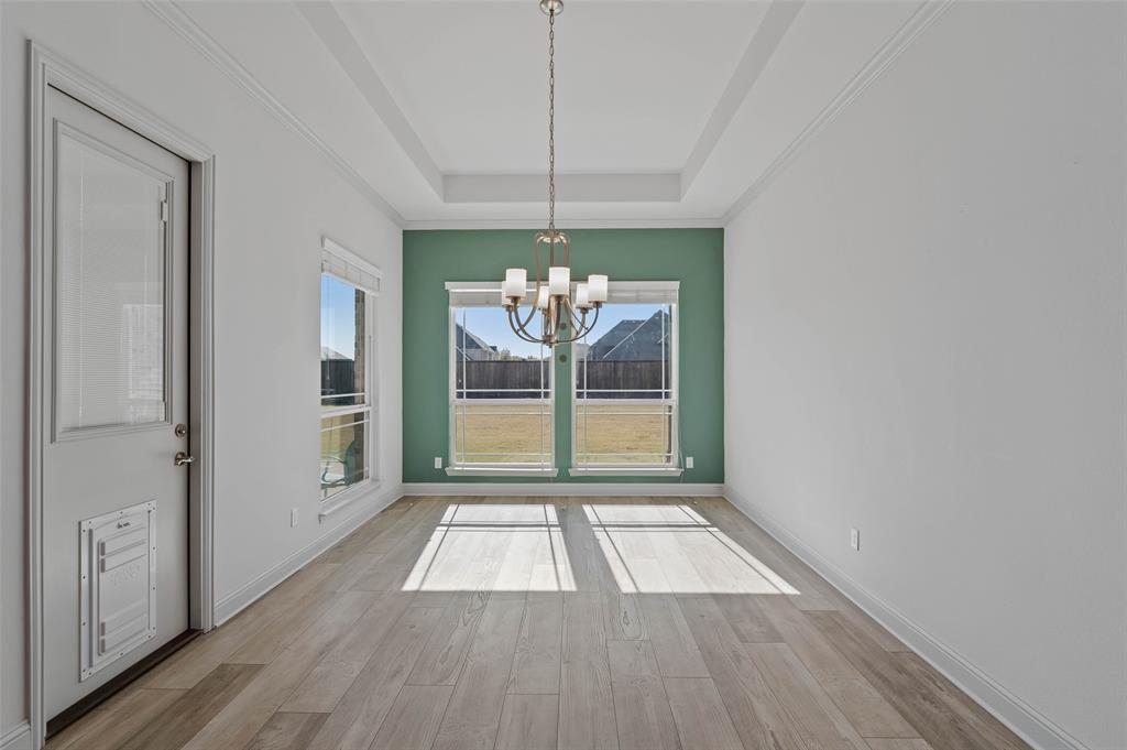 Shady Shores, Texas, 76208, United States, 4 Bedrooms Bedrooms, ,4 BathroomsBathrooms,Residential,For Sale,1983934