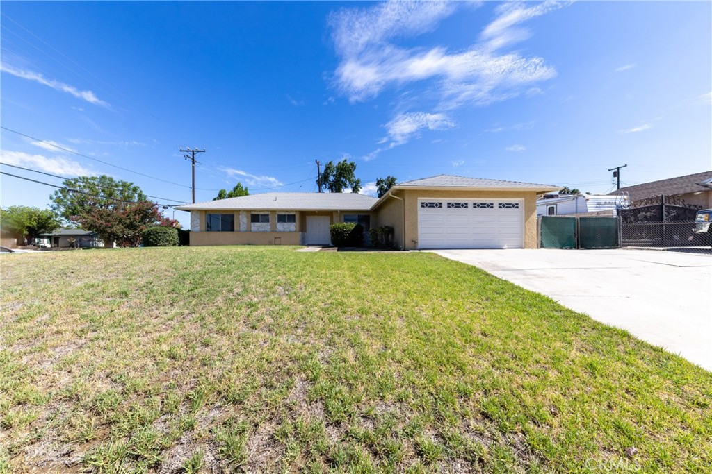 Ontario, California, 91762, United States, 4 Bedrooms Bedrooms, ,2 BathroomsBathrooms,Residential,For Sale,1930288