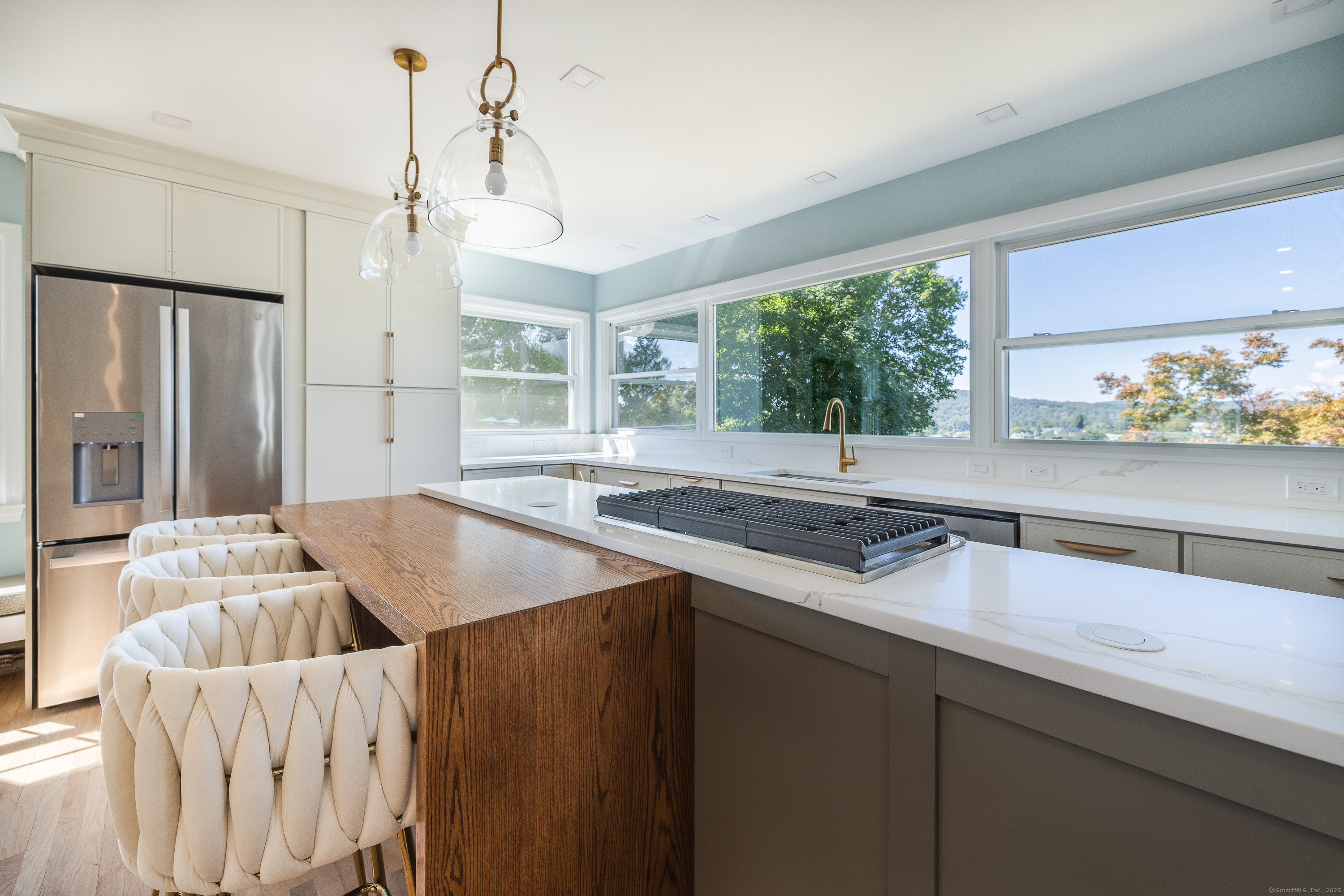 Brookfield, Connecticut, 06804, United States, 3 Bedrooms Bedrooms, ,4 BathroomsBathrooms,Residential,For Sale,1940398