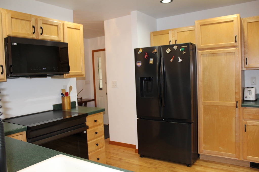 Minocqua, Wisconsin, 54548, United States, 3 Bedrooms Bedrooms, ,2 BathroomsBathrooms,Residential,For Sale,1984863