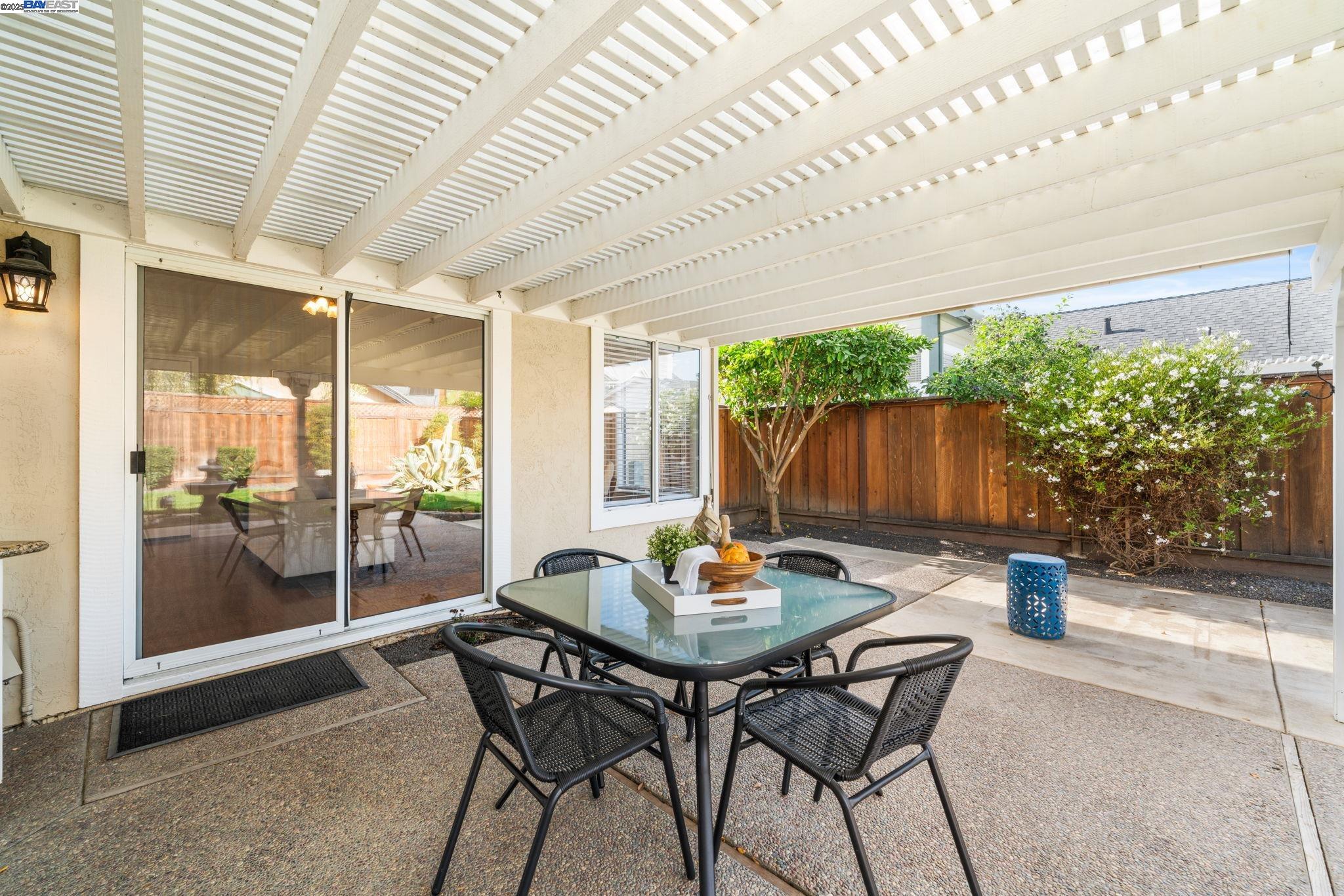 Livermore, California, 94551, United States, 3 Bedrooms Bedrooms, ,2 BathroomsBathrooms,Residential,For Sale,1991919