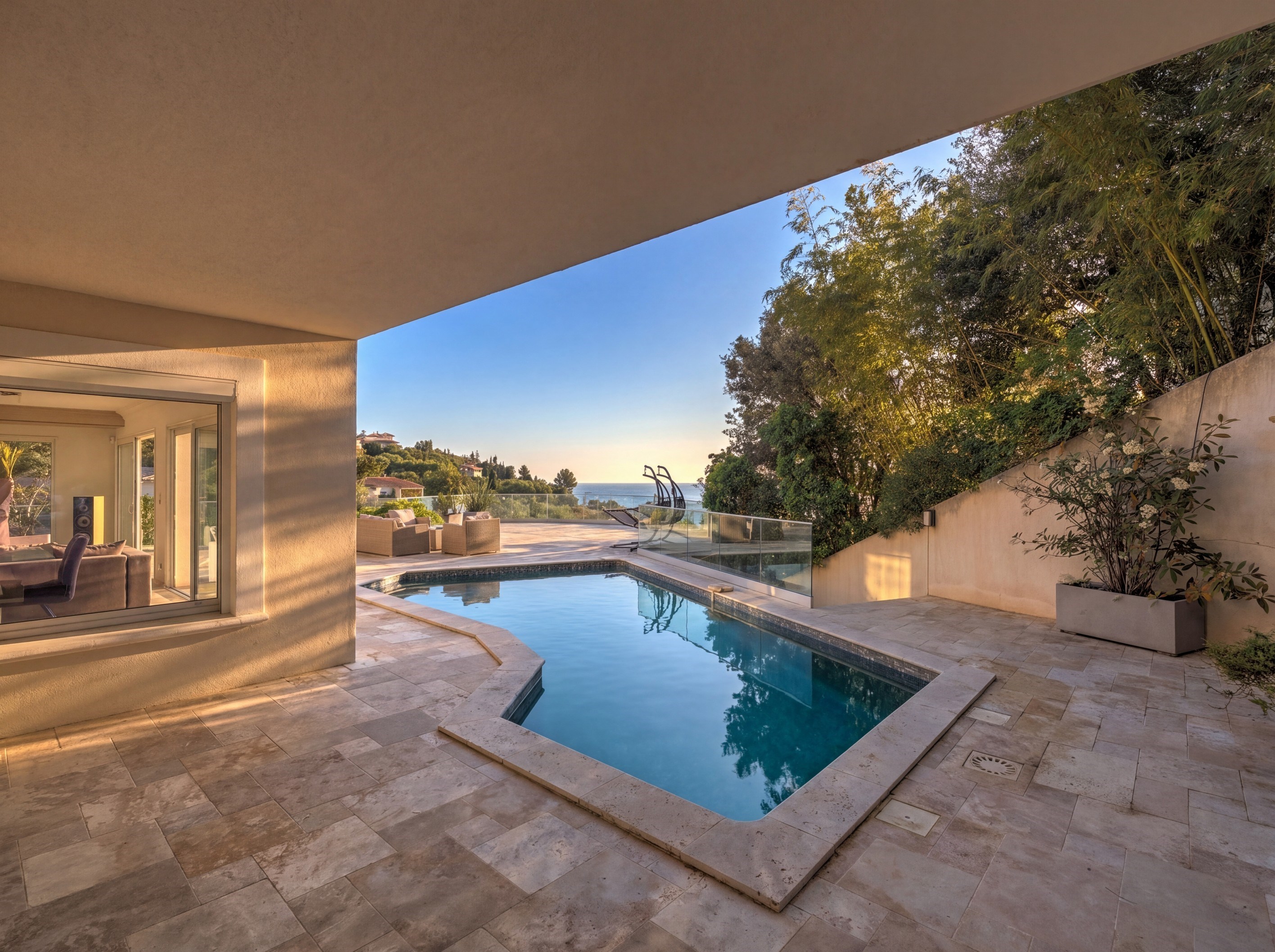  Les Issambres sea view villa with pool, 5 bedrooms and guest apartment near bea… - 物件實景