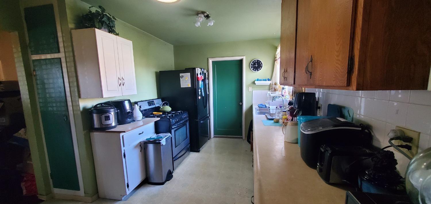 Salinas, California, 93906, United States, 4 Bedrooms Bedrooms, ,1 BathroomBathrooms,Residential,For Sale,1923192
