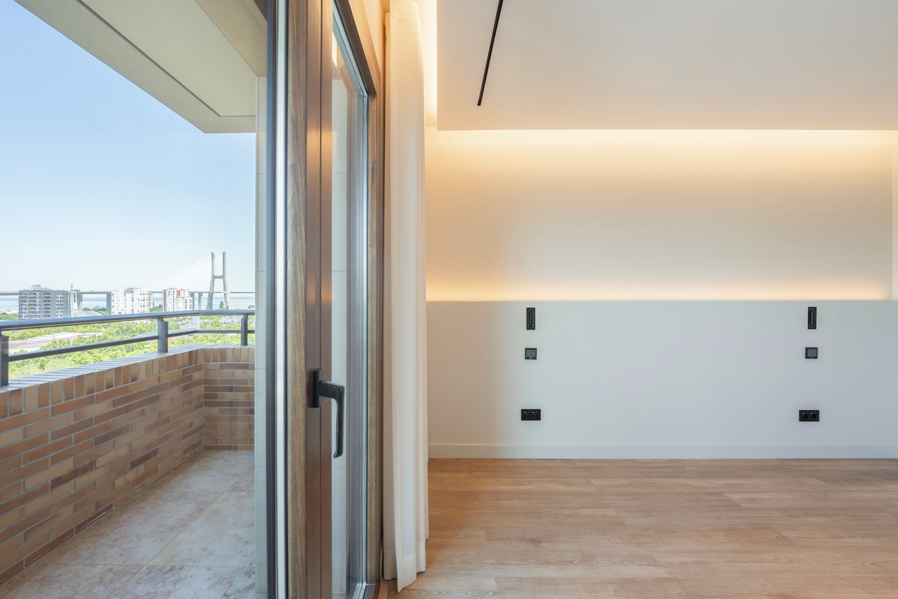  Flat, 4 bedrooms, for Sale - 物件實景